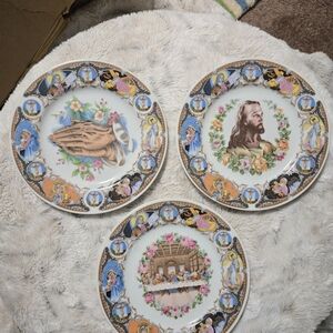 Vintage Stages Of Christ Porcelin 3PC Plate Set-1960s Catholic Japan Wall Decor